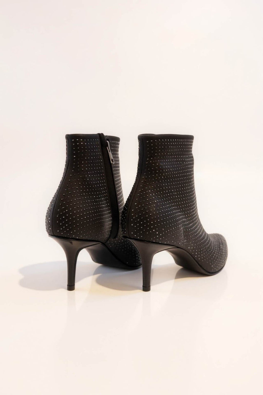 Bota Aset Negro
