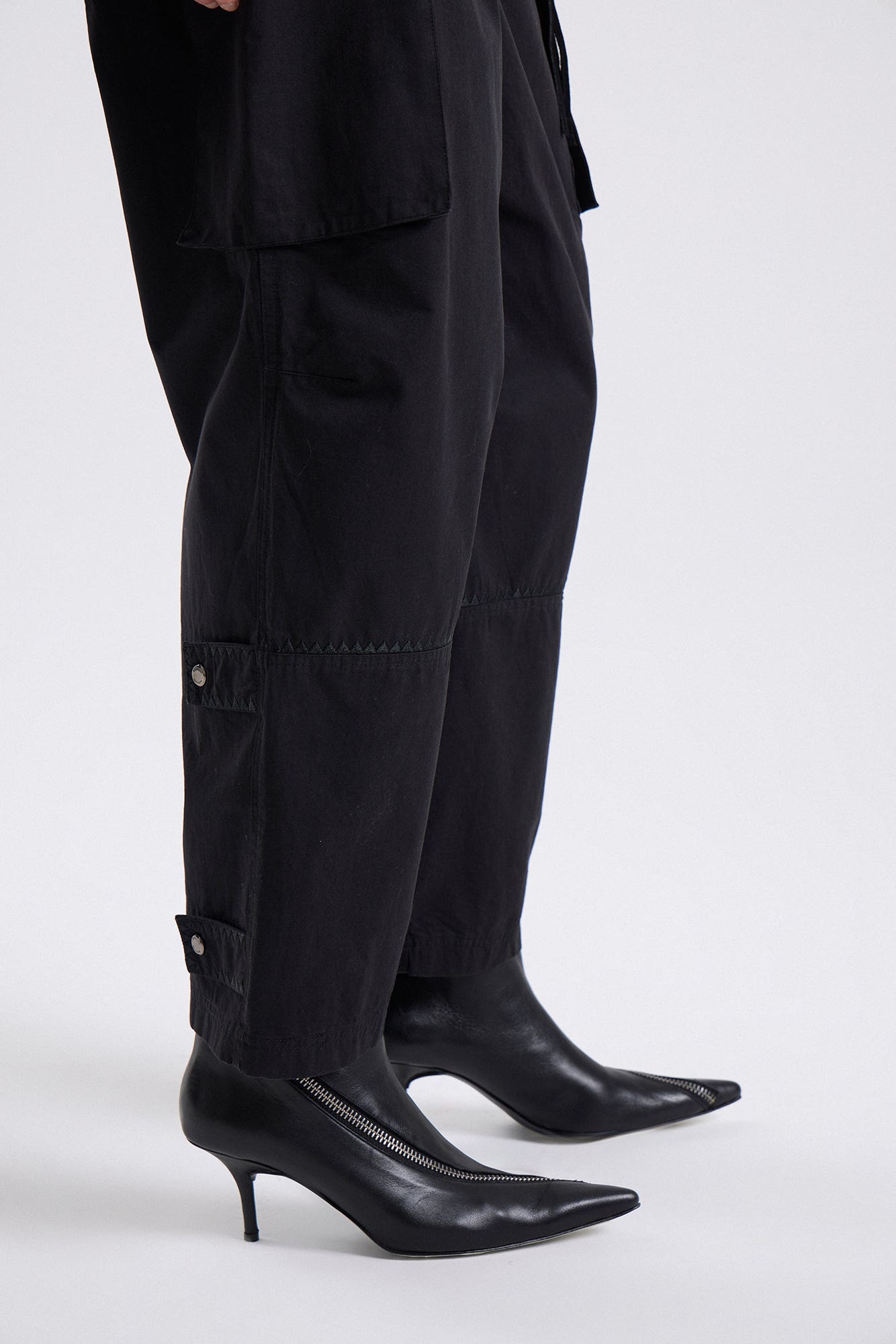 Ness Isa Cargo Pants Negro